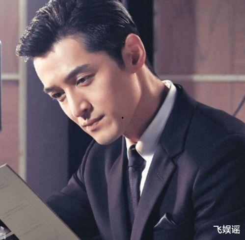 吃瓜娱乐圈胡歌是谁,揭秘“吃瓜群众”心中的胡歌传奇